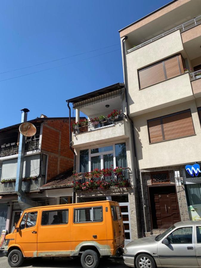 Ralin Apart Prizren Eksteriør billede